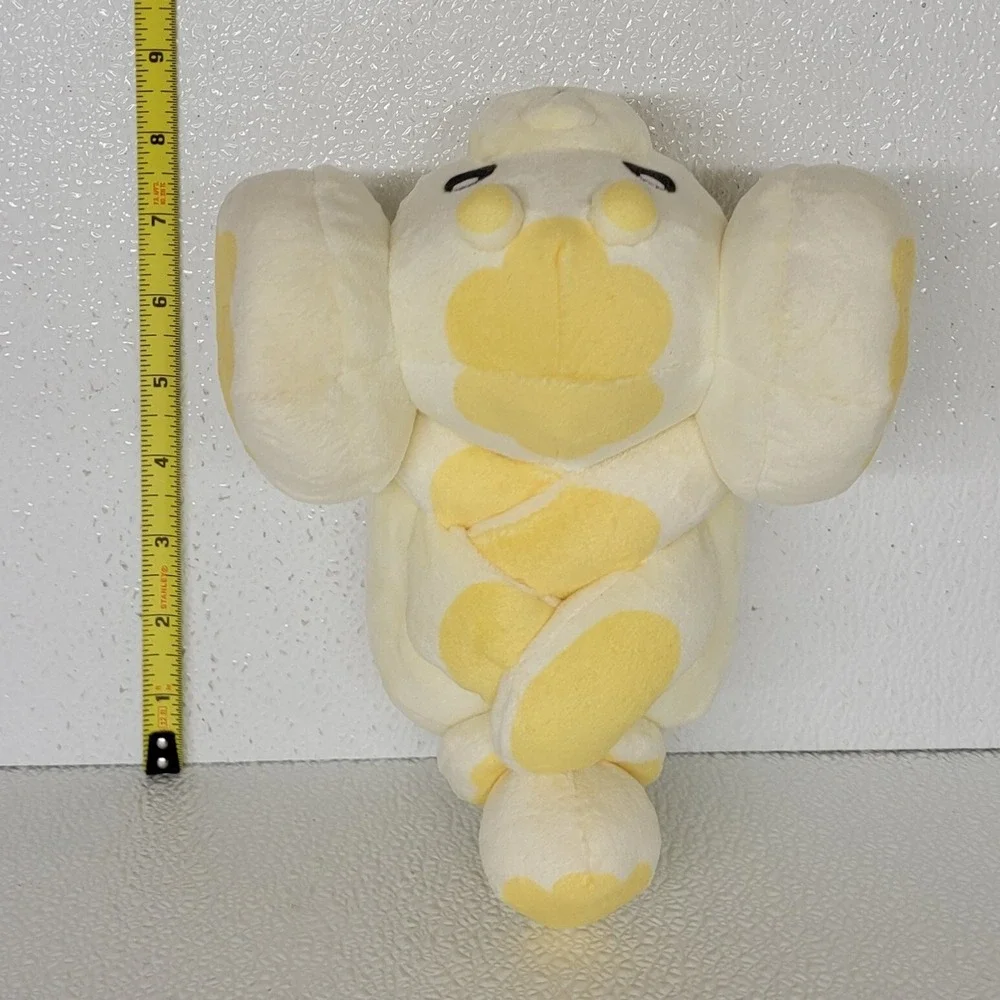 Pokemon Center Fidough 8